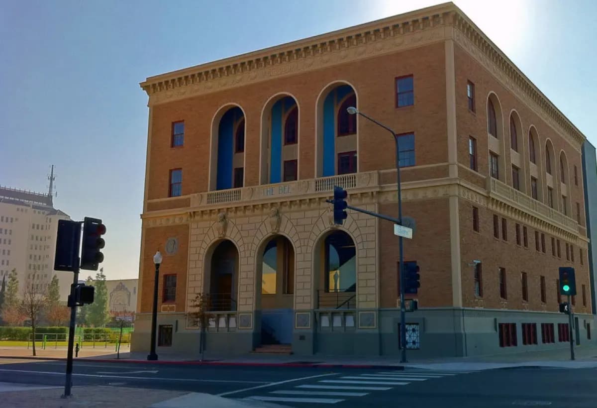 Fresno, CA — commercial gaming tables and pool-table service across the Fresno metro