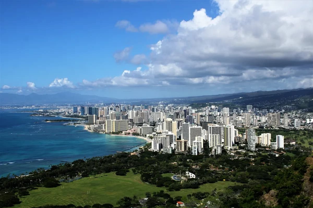 Commercial gaming tables and pool-table service across Hawaii — Honolulu