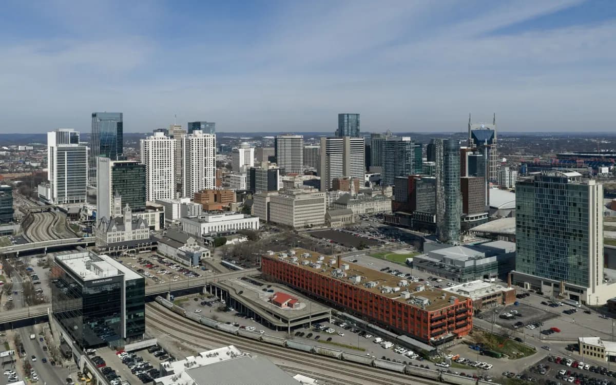 Nashville, TN — commercial gaming tables and pool-table service across the Nashville metro
