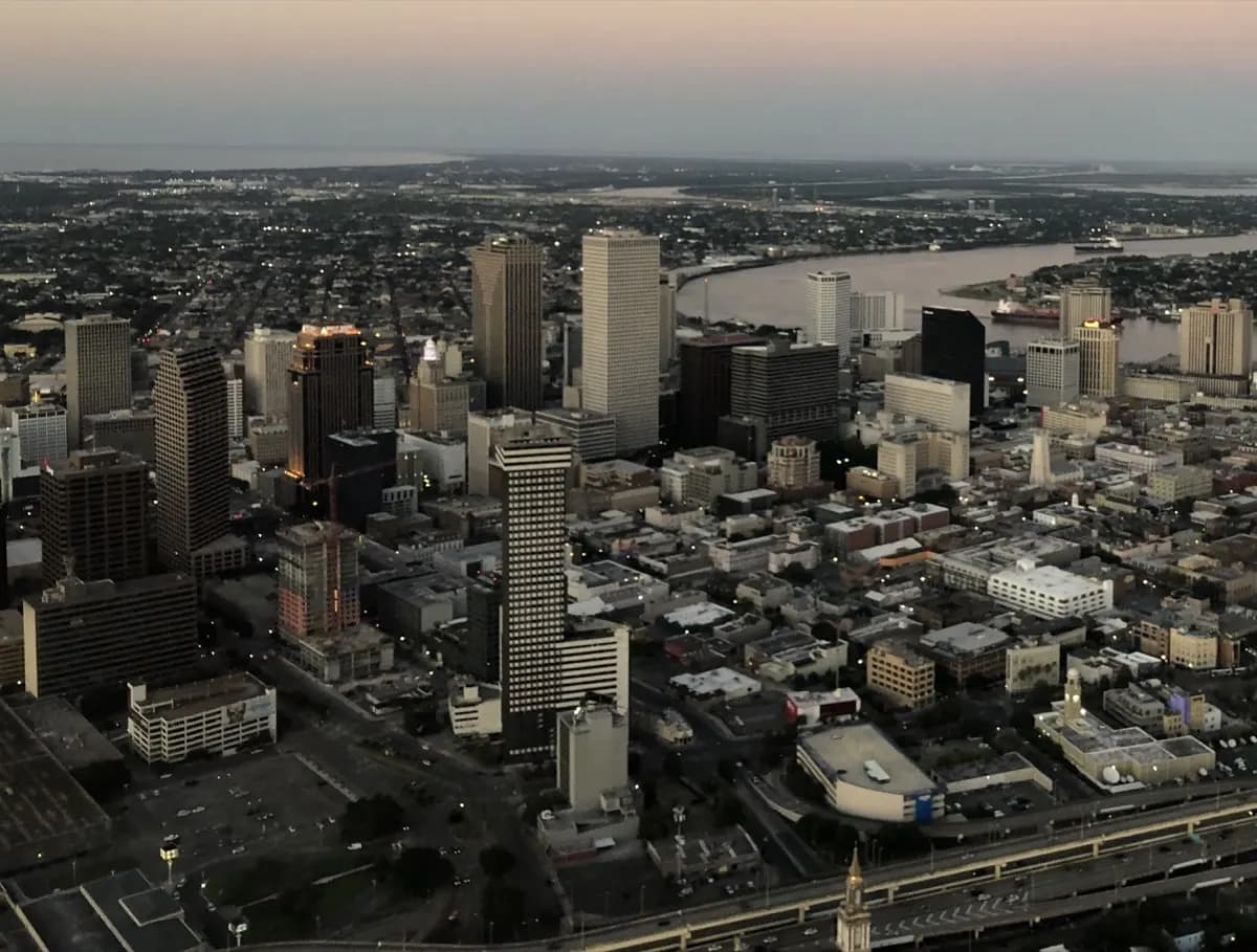 New Orleans, LA — commercial gaming tables and pool-table service across the New Orleans metro